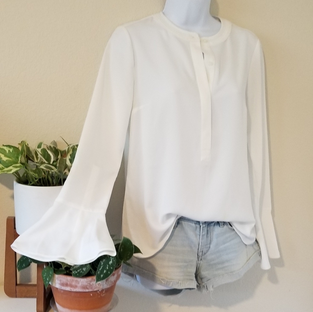 Vera Wang Bell Sleeve Blouse